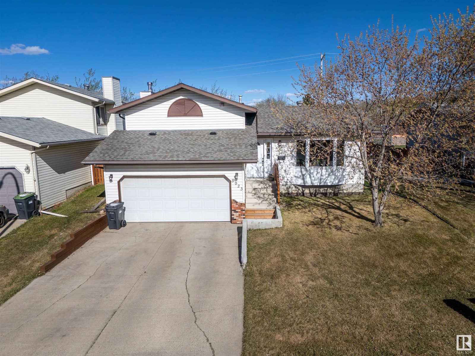Property at 5023 38 ST image 1