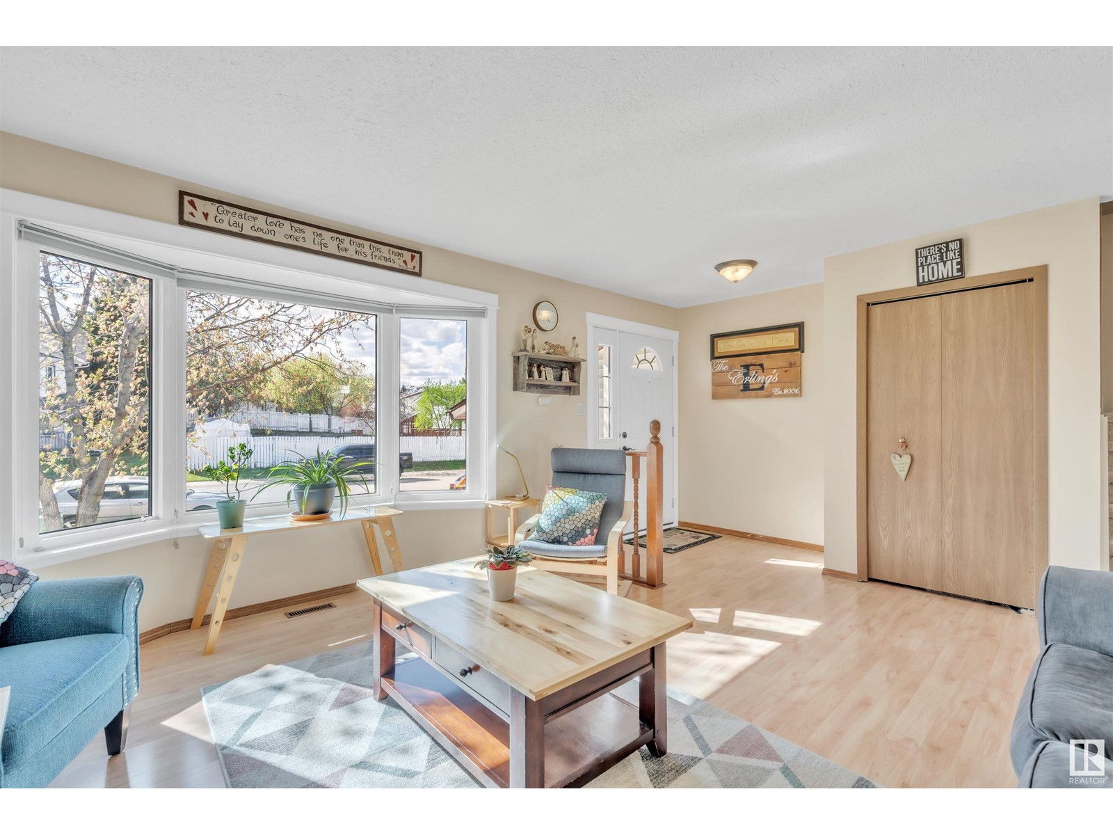 Property at 5023 38 ST image 5