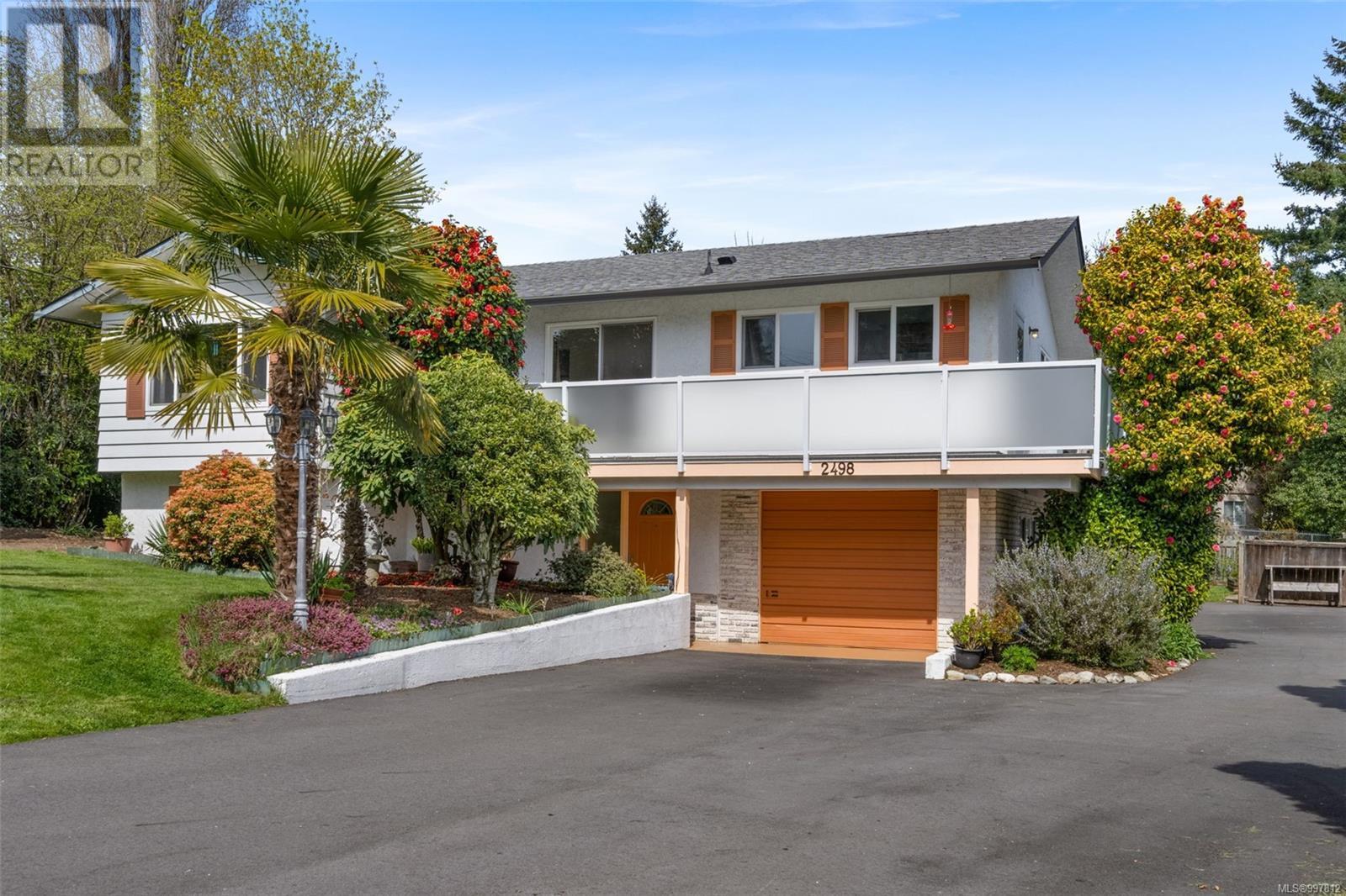 Property at 2498 Meadowland Dr image 1