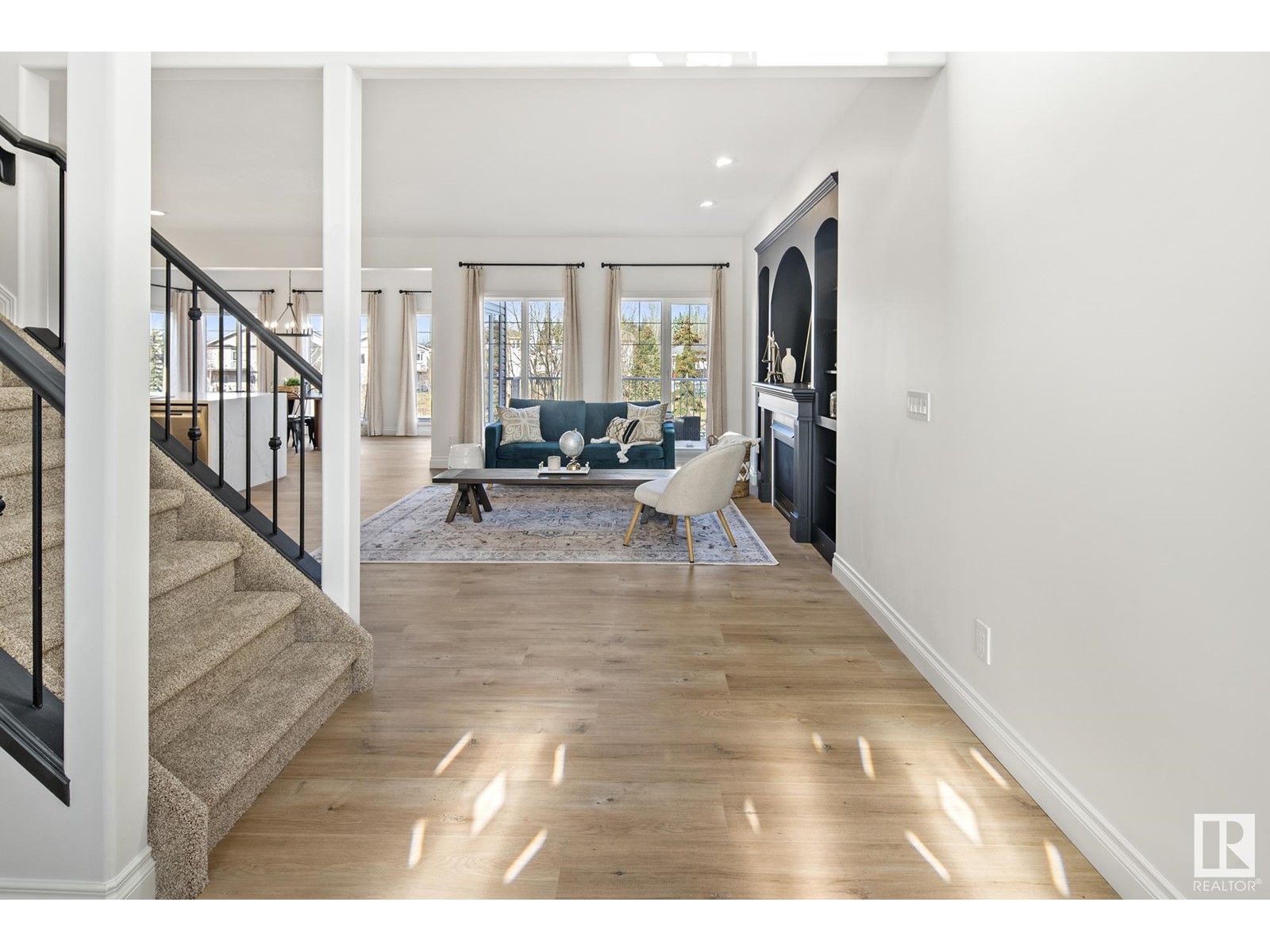 Property at 4406 58 ST image 5