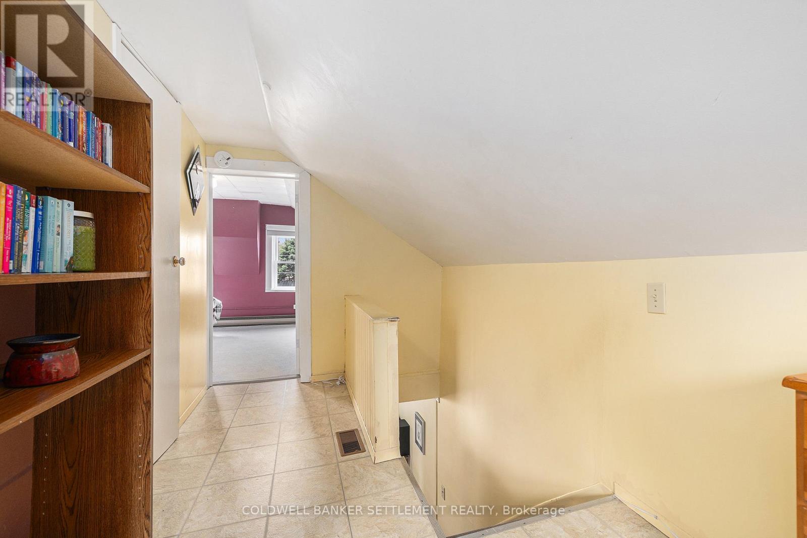 25 Wilson Street E, Perth, Ontario  K7H 1L5 - Photo 13 - X12128242