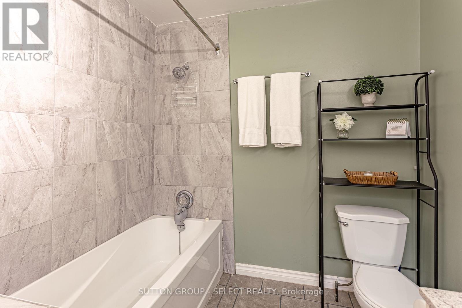 66 Rectory Street, London East, Ontario  N5Z 1Z8 - Photo 22 - X12128260