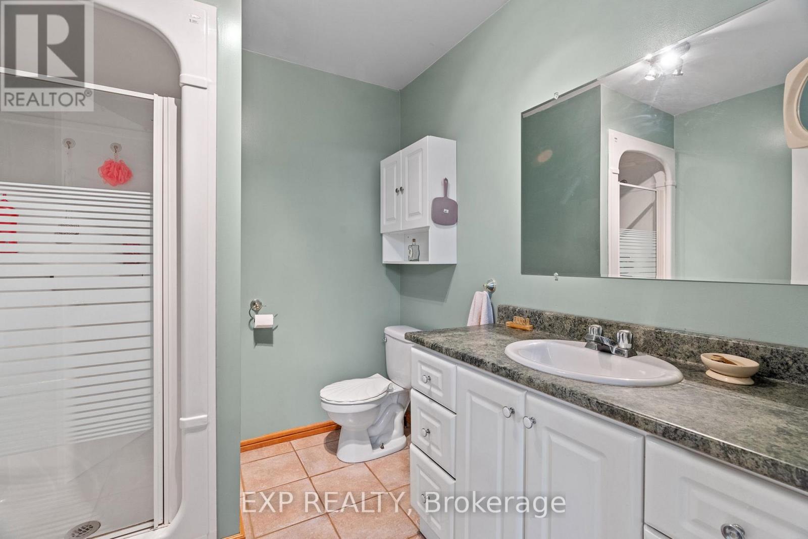 30680 Hungry Hollow Road, North Middlesex, Ontario  N0M 1B0 - Photo 17 - X12128369