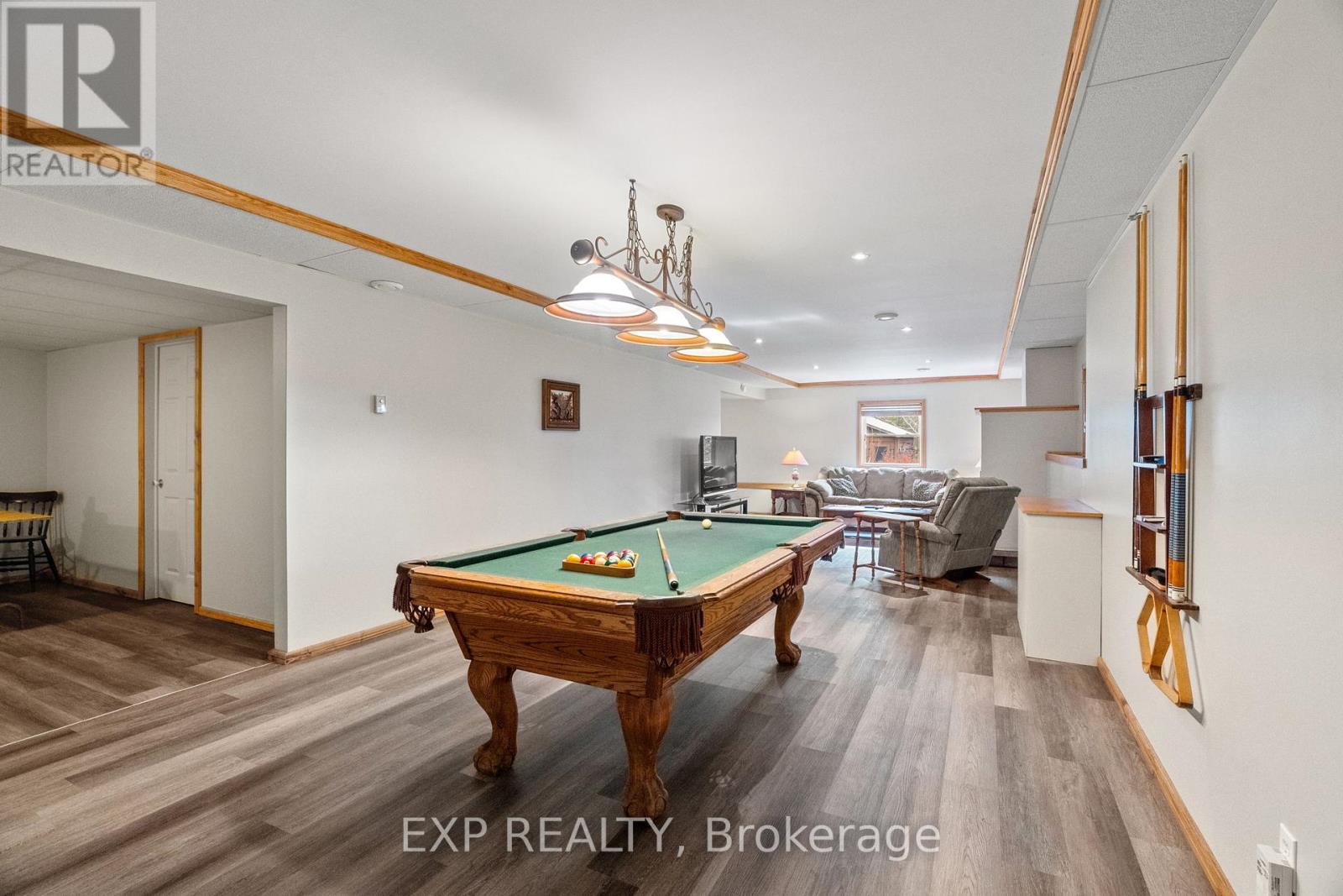 30680 Hungry Hollow Road, North Middlesex, Ontario  N0M 1B0 - Photo 27 - X12128369
