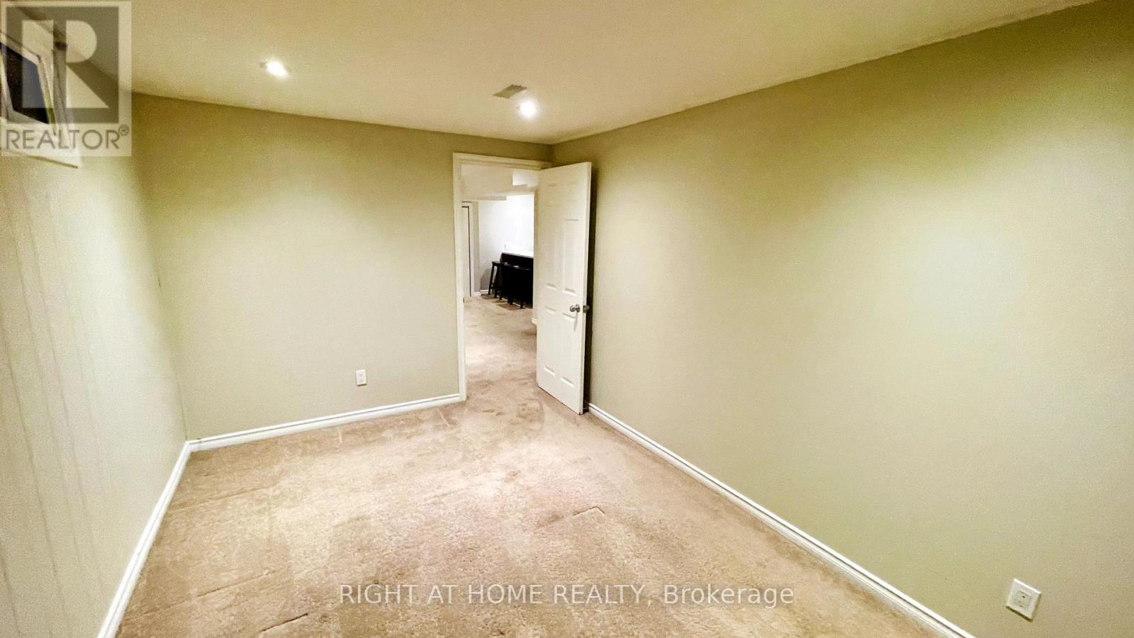 509 Tennyson Court, Oshawa, Ontario  L1H 3K8 - Photo 21 - E12128163