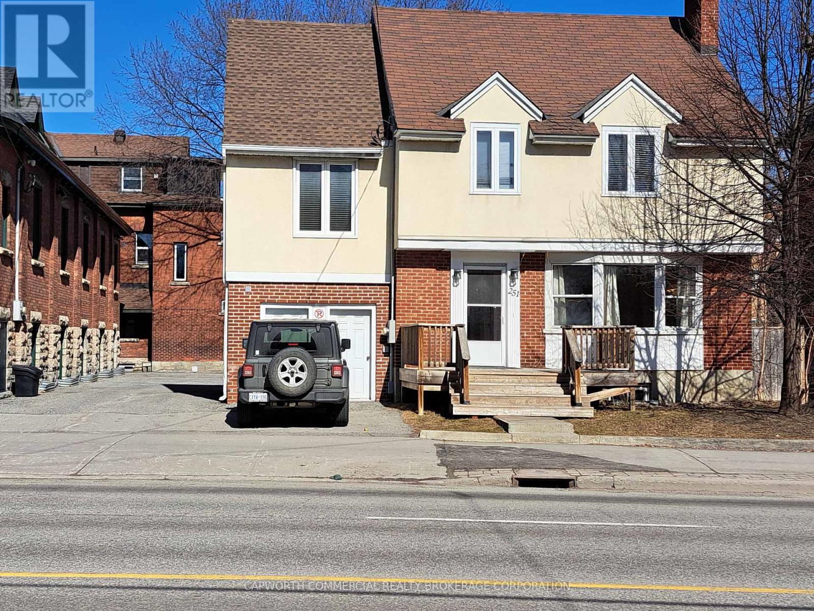 251 BRONSON AVENUE, Ottawa, Ontario