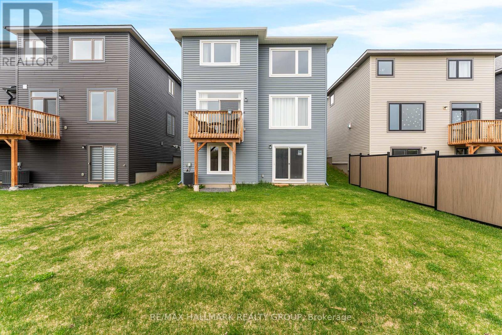 593 Enclave Lane, Clarence-Rockland, Ontario  K4K 0M8 - Photo 34 - X12128396