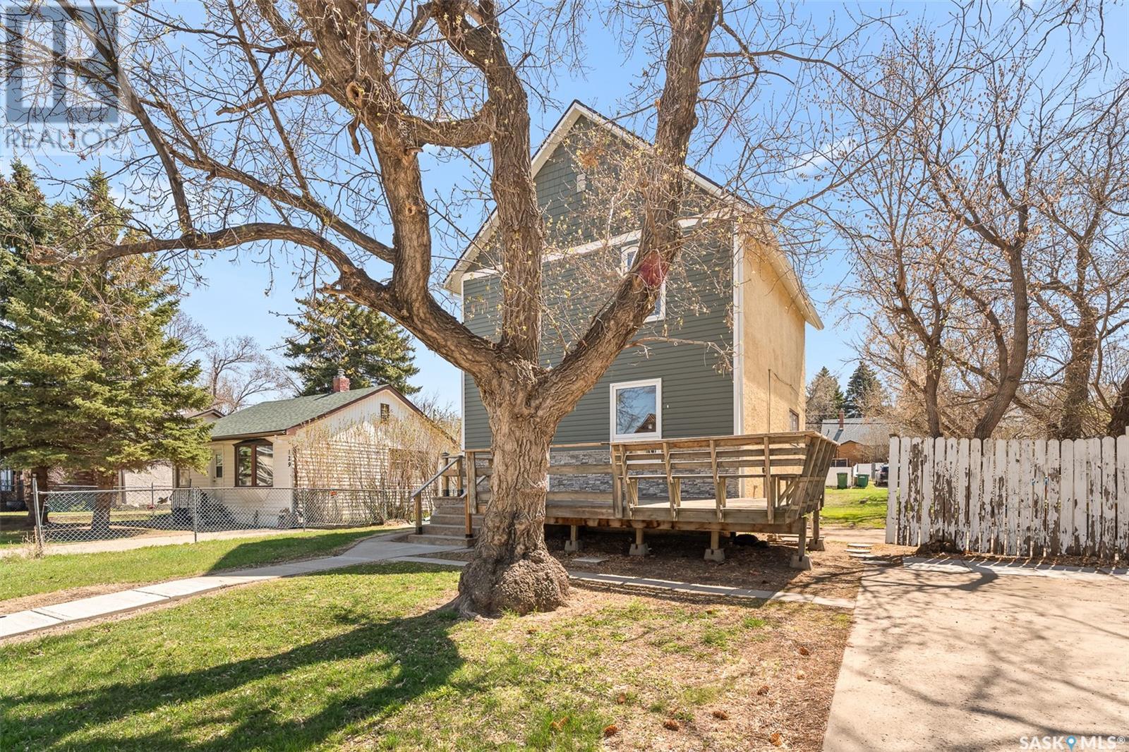 121 Lillooet Street E, Moose Jaw, Saskatchewan  S6H 4S6 - Photo 44 - SK004654