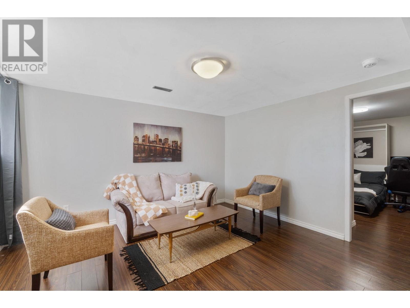 473 Elmer Street, New Westminster, British Columbia  V3L 4M6 - Photo 34 - R2998571