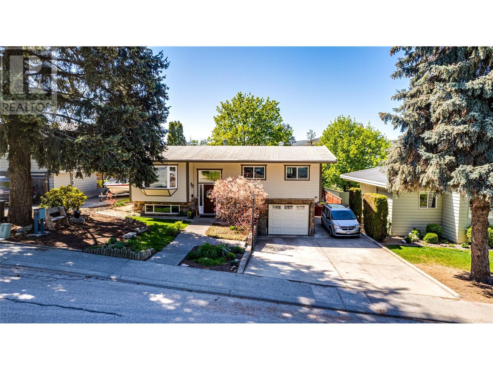 3908 17 Street, Vernon, British Columbia