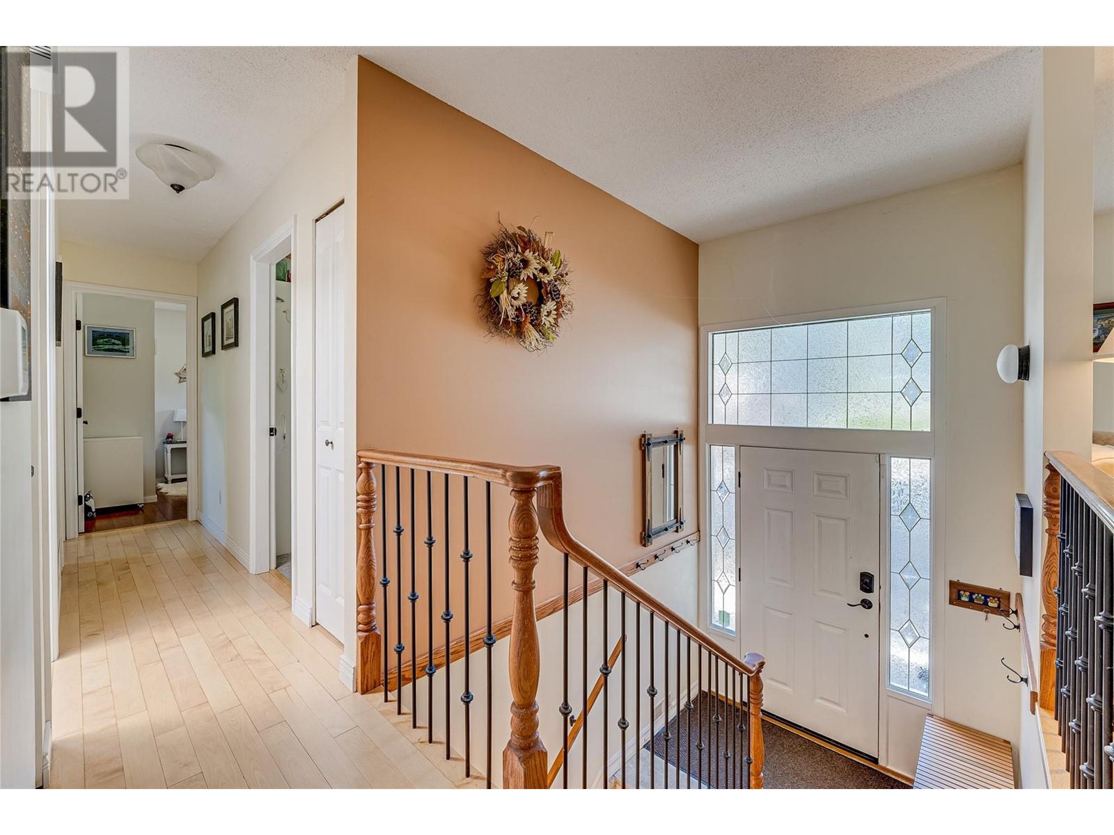 3908 17 Street, Vernon, British Columbia  V1T 8A4 - Photo 6 - 10346243