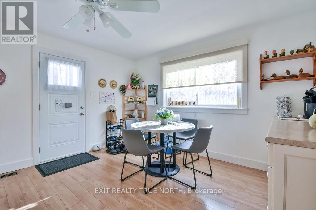 50 Marion Crescent, Barrie, Ontario  L4M 2L3 - Photo 10 - S12128129