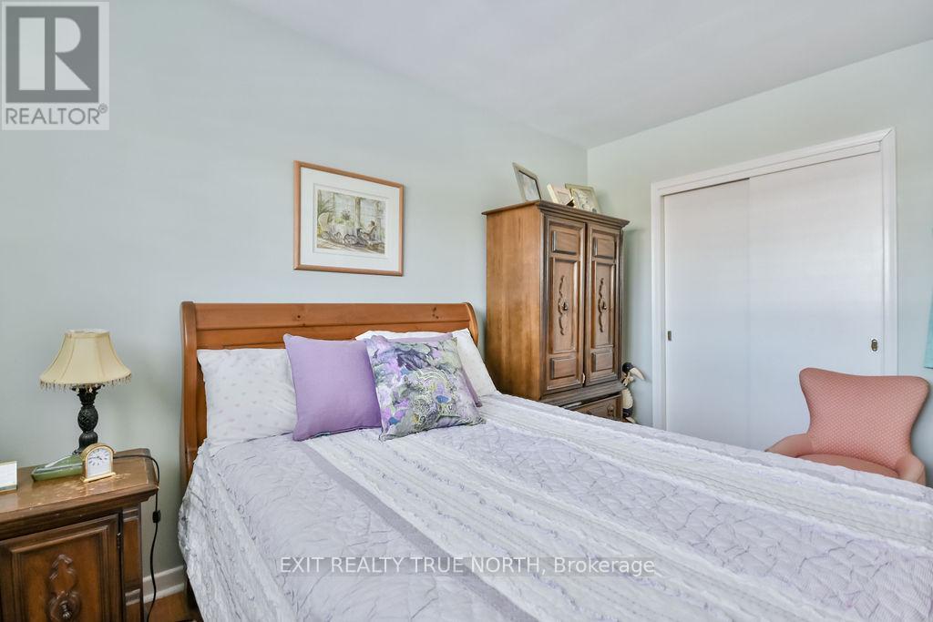 50 Marion Crescent, Barrie, Ontario  L4M 2L3 - Photo 14 - S12128129