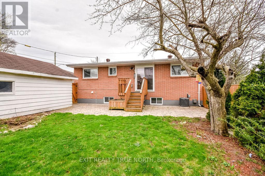 50 Marion Crescent, Barrie (City Centre), Ontario  L4M 2L3 - Photo 21 - S12128129