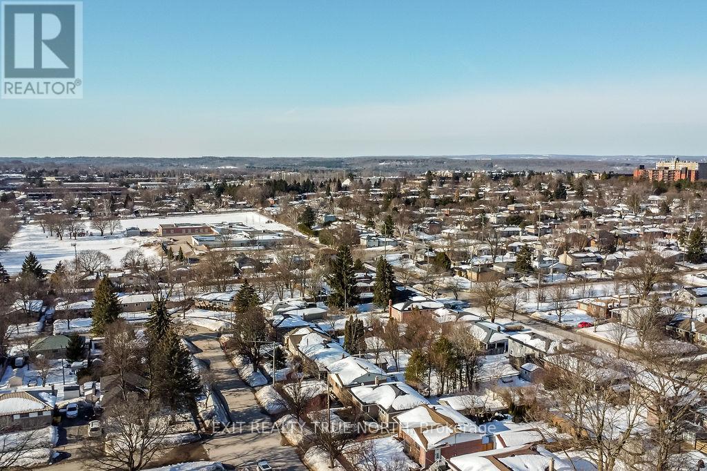 50 Marion Crescent, Barrie (City Centre), Ontario  L4M 2L3 - Photo 28 - S12128129