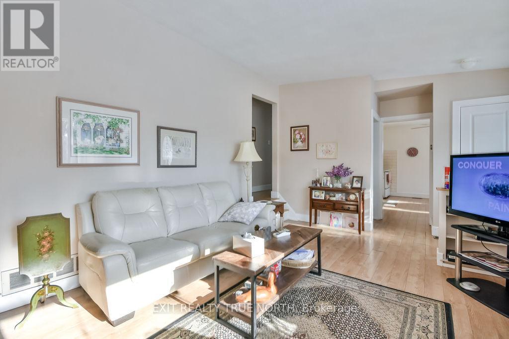50 Marion Crescent, Barrie, Ontario  L4M 2L3 - Photo 6 - S12128129