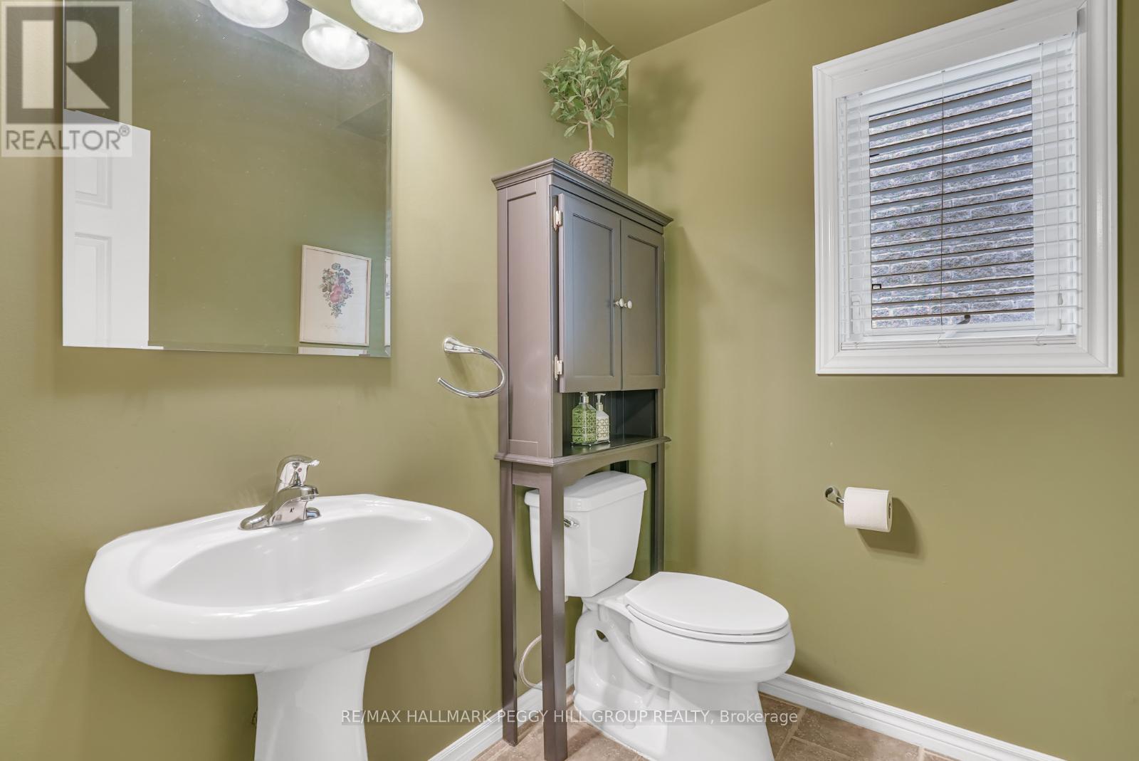15 Black Ash Trail, Barrie (Ardagh), Ontario  L4N 3K2 - Photo 11 - S12128157