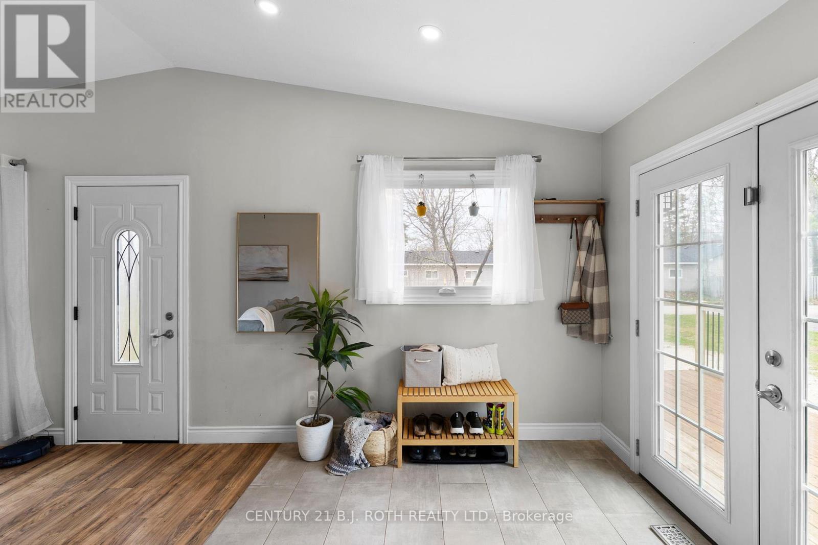 Property at 43 ELM DRIVE image 3