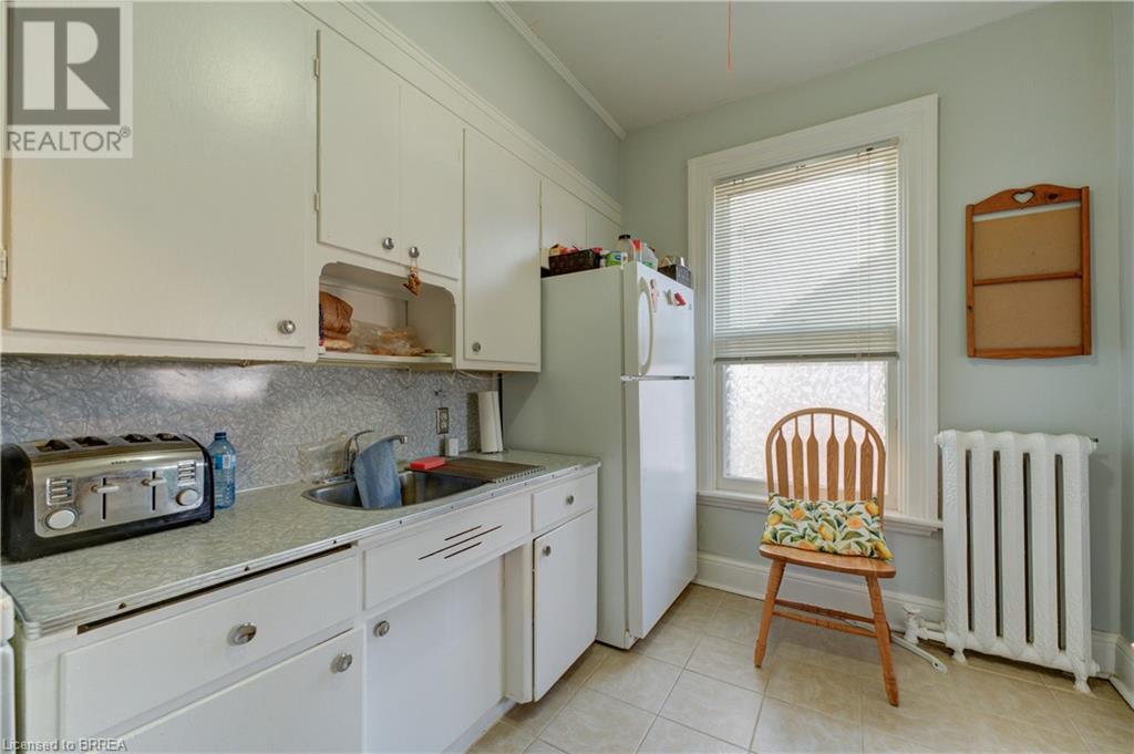 111 Erie Avenue, Brantford, Ontario  N3S 2G3 - Photo 30 - 40725402