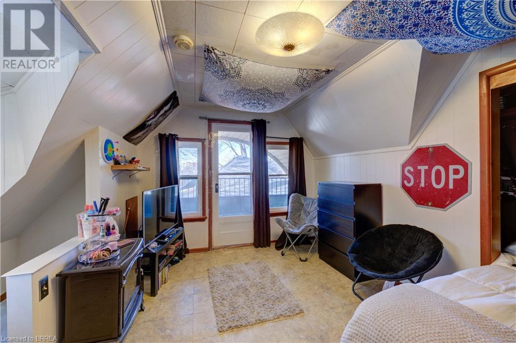 111 Erie Avenue, Brantford, Ontario  N3S 2G3 - Photo 26 - 40725402