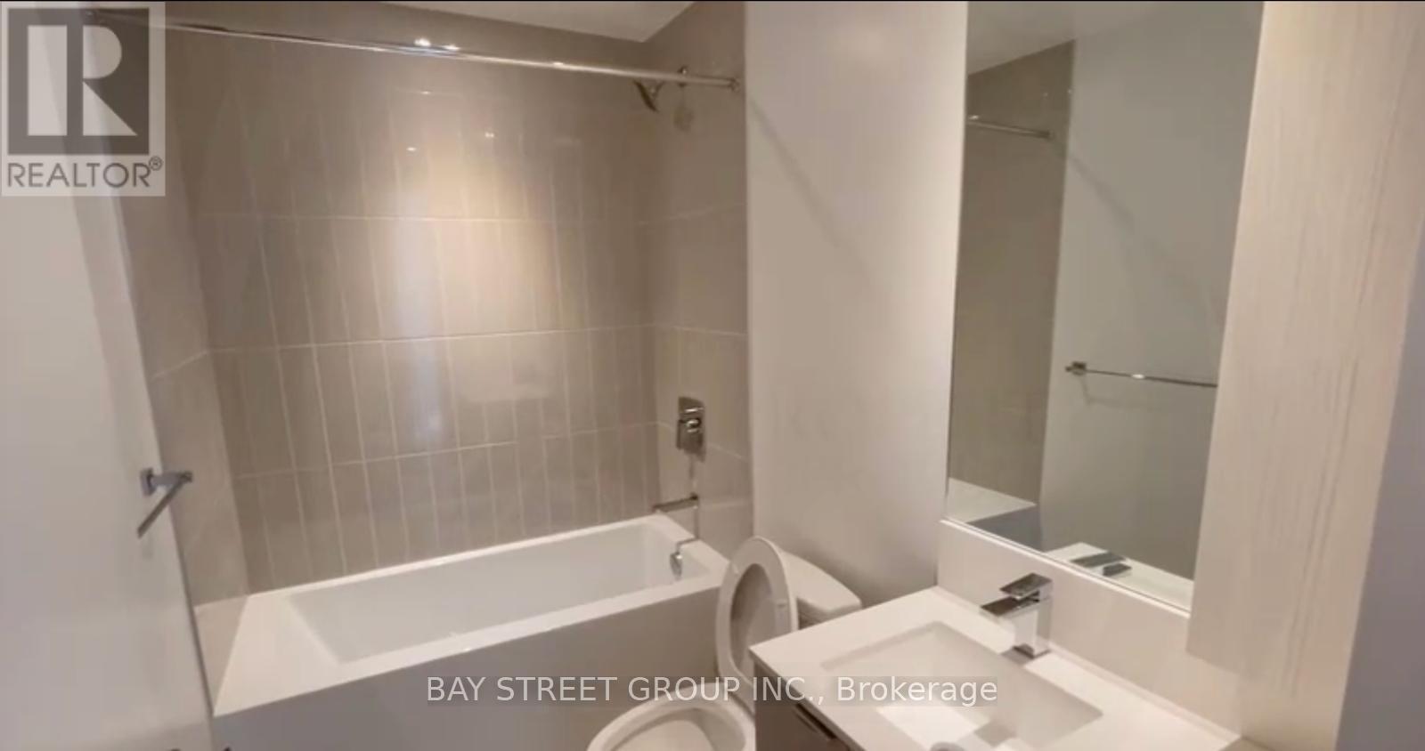 1304 - 3883 Quartz Road, Mississauga, Ontario  L5B 0M4 - Photo 9 - W12118504