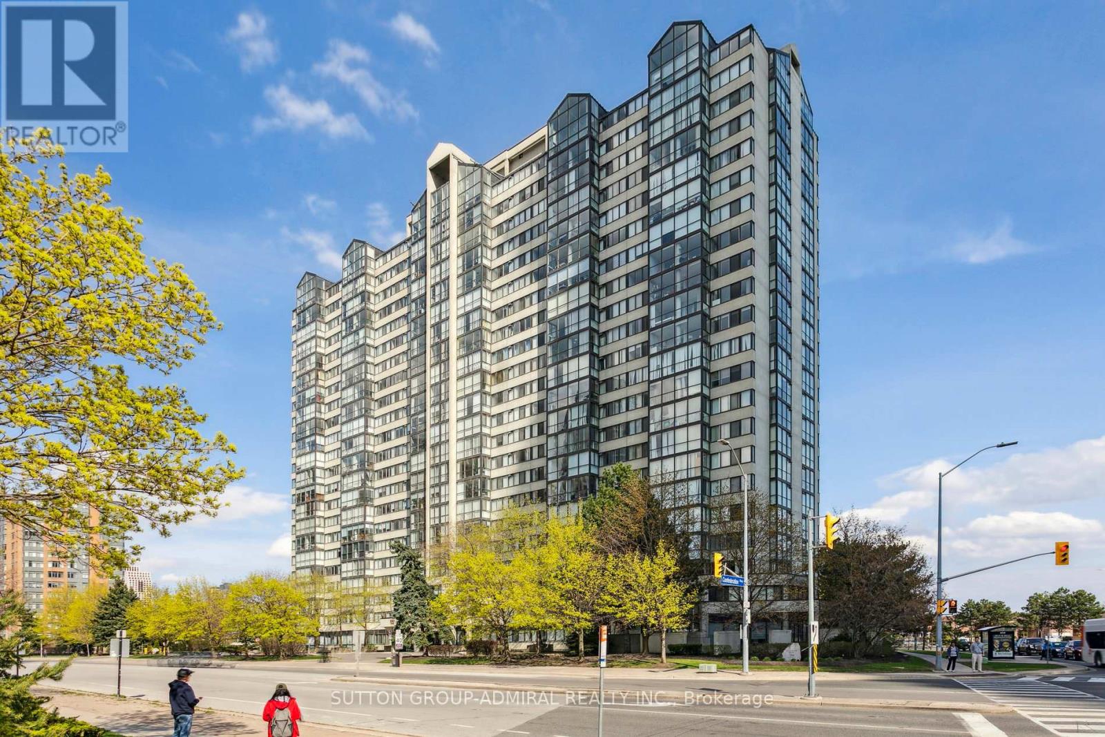 1506 - 350 Webb Drive, Mississauga, Ontario  L5B 3W4 - Photo 4 - W12128128