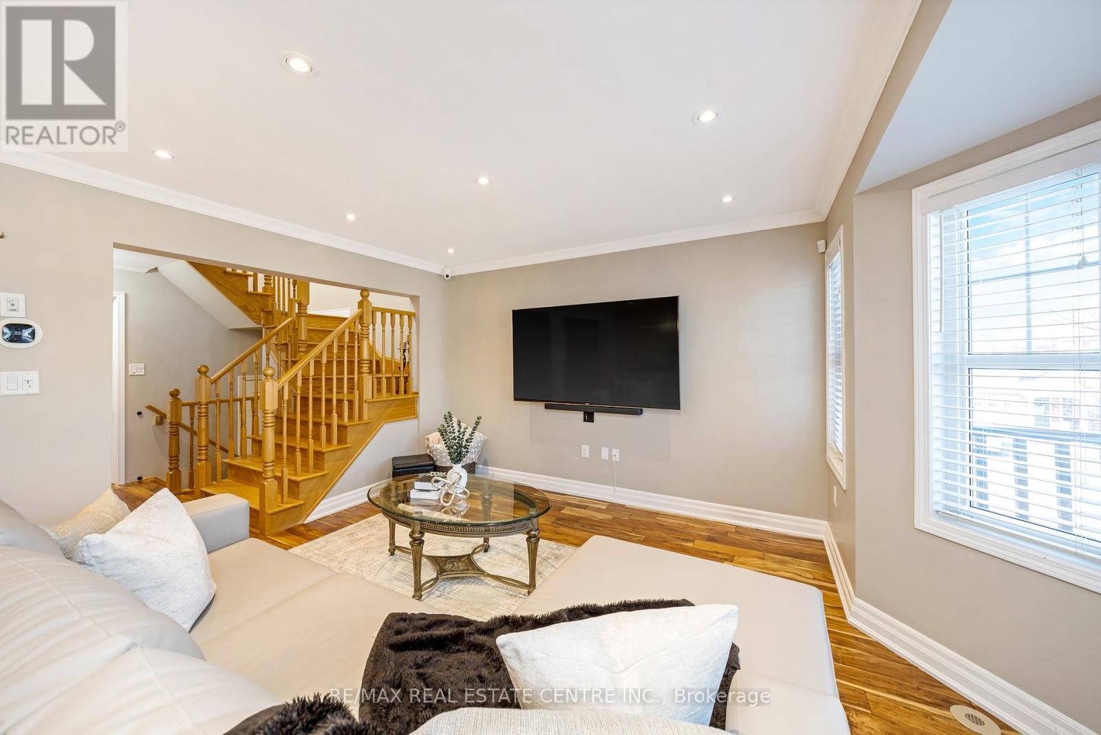 681 Speyer Circle, Milton (Ha Harrison), Ontario  L9T 0Y6 - Photo 13 - W12128179