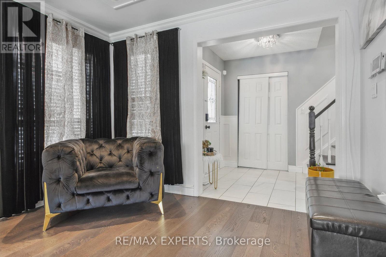29 Narrow Valley Crescent, Brampton, Ontario  L6R 1P4 - Photo 12 - W12128191