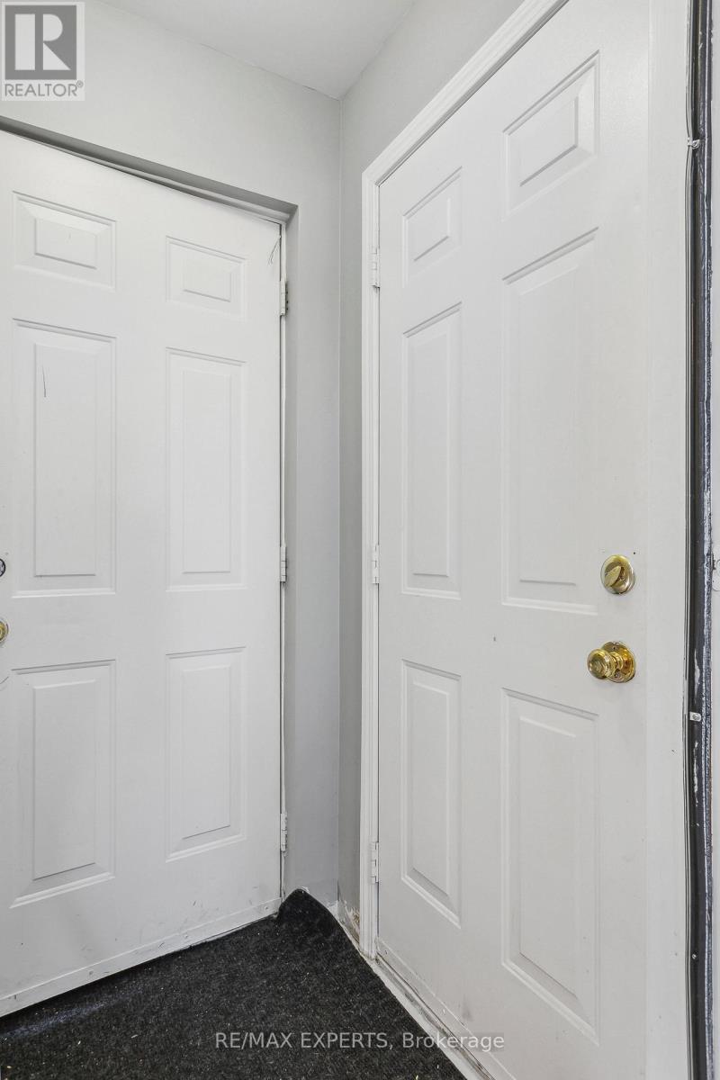 29 Narrow Valley Crescent, Brampton, Ontario  L6R 1P4 - Photo 44 - W12128191