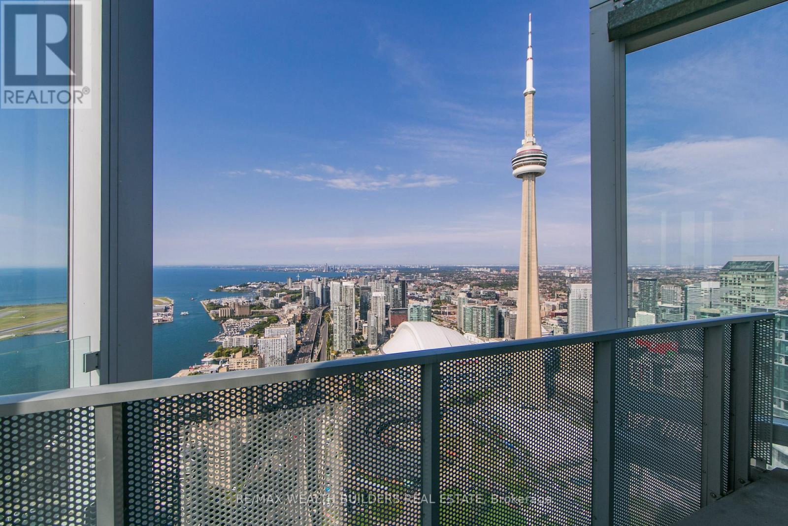 6810 - 10 York Street, Toronto, Ontario  M5J 2Z2 - Photo 14 - C12128207