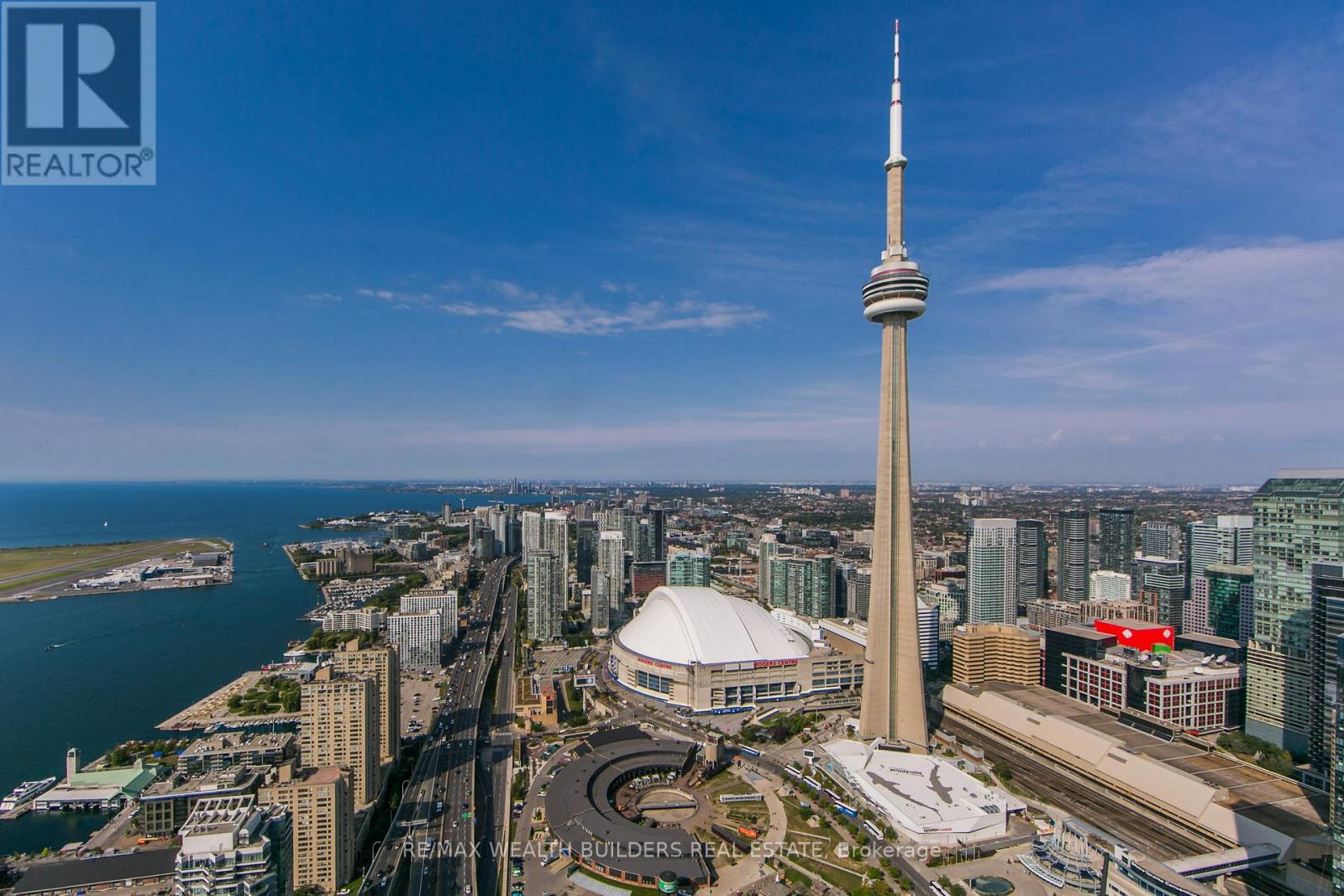 6810 - 10 York Street, Toronto, Ontario  M5J 2Z2 - Photo 17 - C12128207