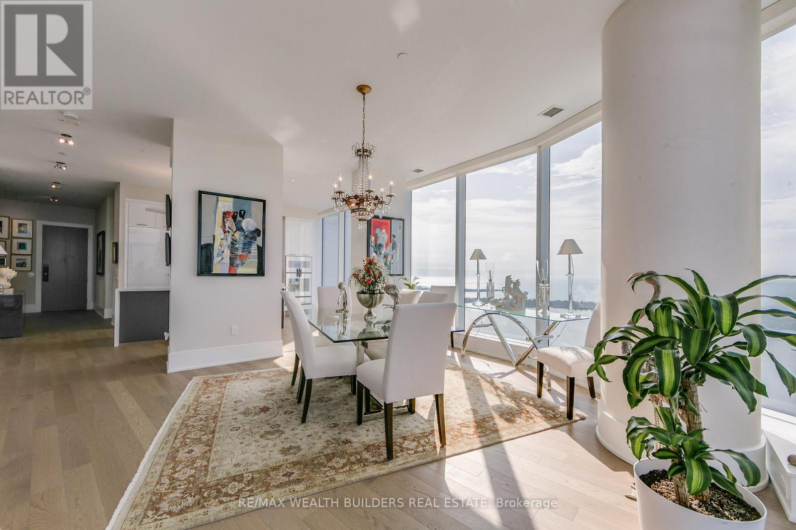 6810 - 10 York Street, Toronto, Ontario  M5J 2Z2 - Photo 3 - C12128207