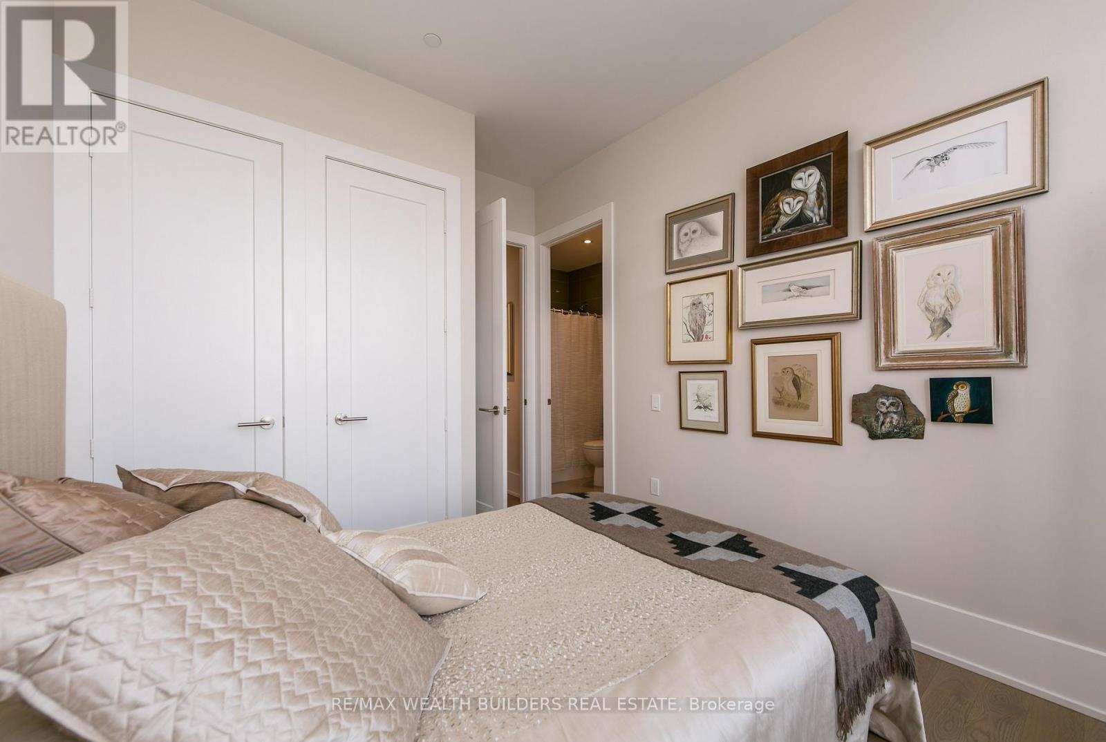 6810 - 10 York Street, Toronto, Ontario  M5J 2Z2 - Photo 34 - C12128207