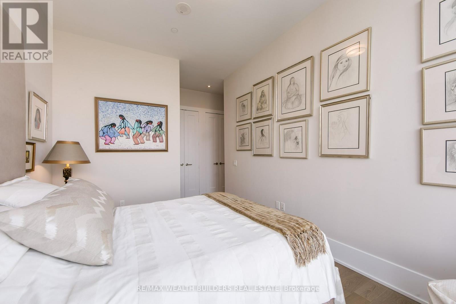 6810 - 10 York Street, Toronto, Ontario  M5J 2Z2 - Photo 37 - C12128207