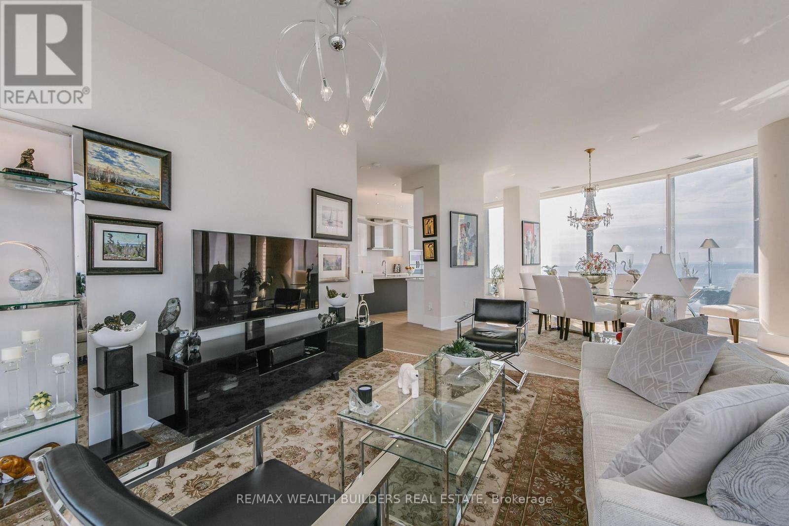 6810 - 10 York Street, Toronto, Ontario  M5J 2Z2 - Photo 8 - C12128207