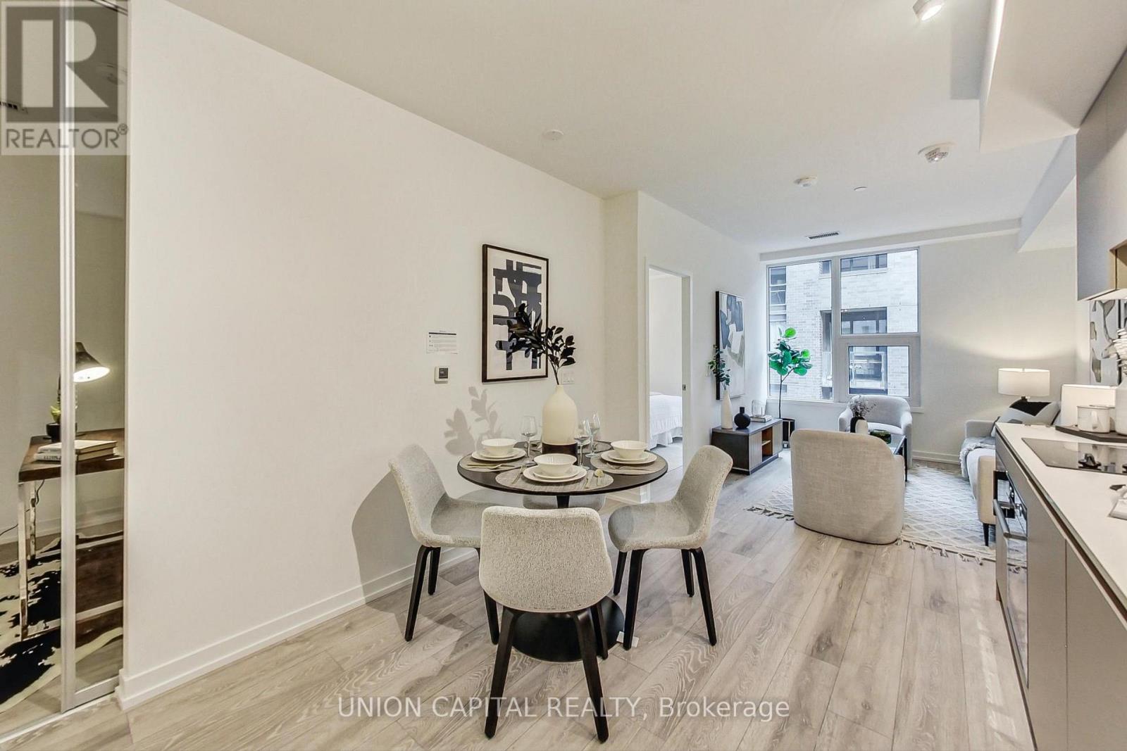 611 - 55 Mercer Street, Toronto, Ontario  M5V 0W4 - Photo 8 - C12128225