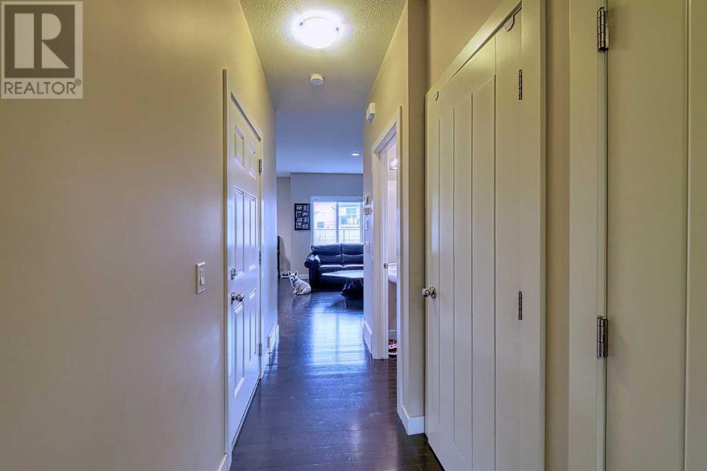 Property at 464 Quarry Villas SE image 4