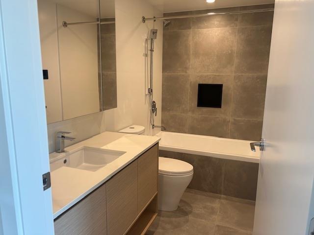3106 13725 George Junction, Surrey, British Columbia  V3T 4Y3 - Photo 5 - R2998763