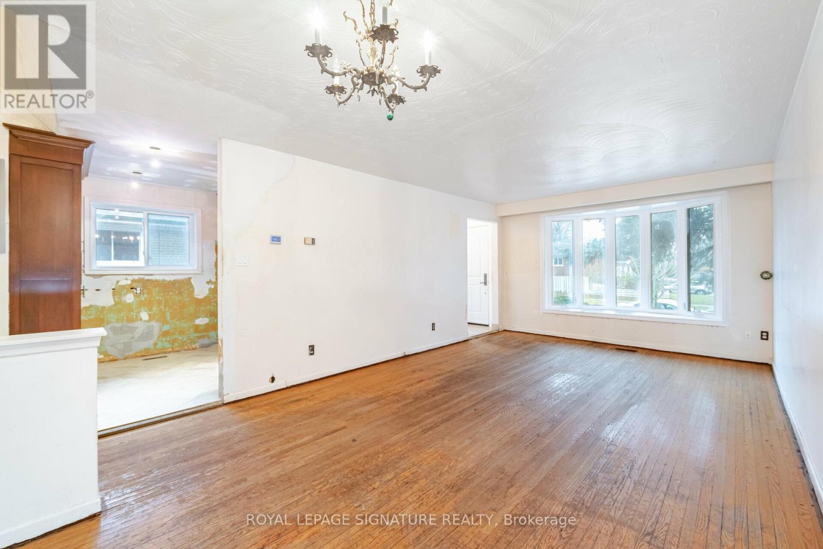 23 Gardentree Street, Toronto, Ontario  M1E 2E8 - Photo 11 - E12128287