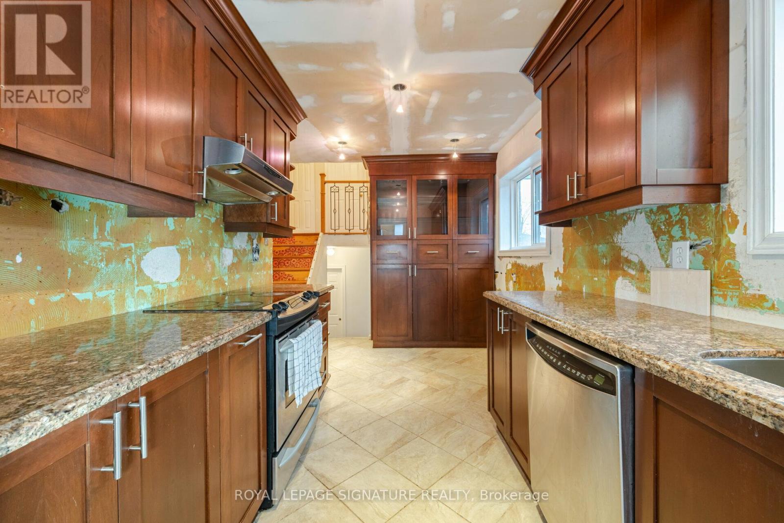 23 Gardentree Street, Toronto, Ontario  M1E 2E8 - Photo 14 - E12128287