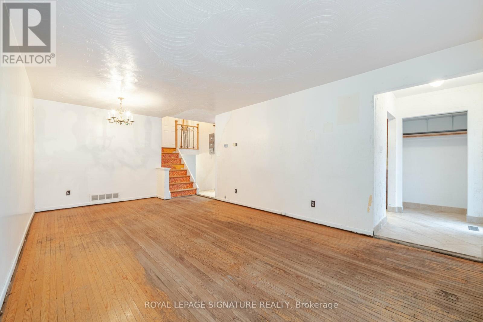 23 Gardentree Street, Toronto, Ontario  M1E 2E8 - Photo 6 - E12128287