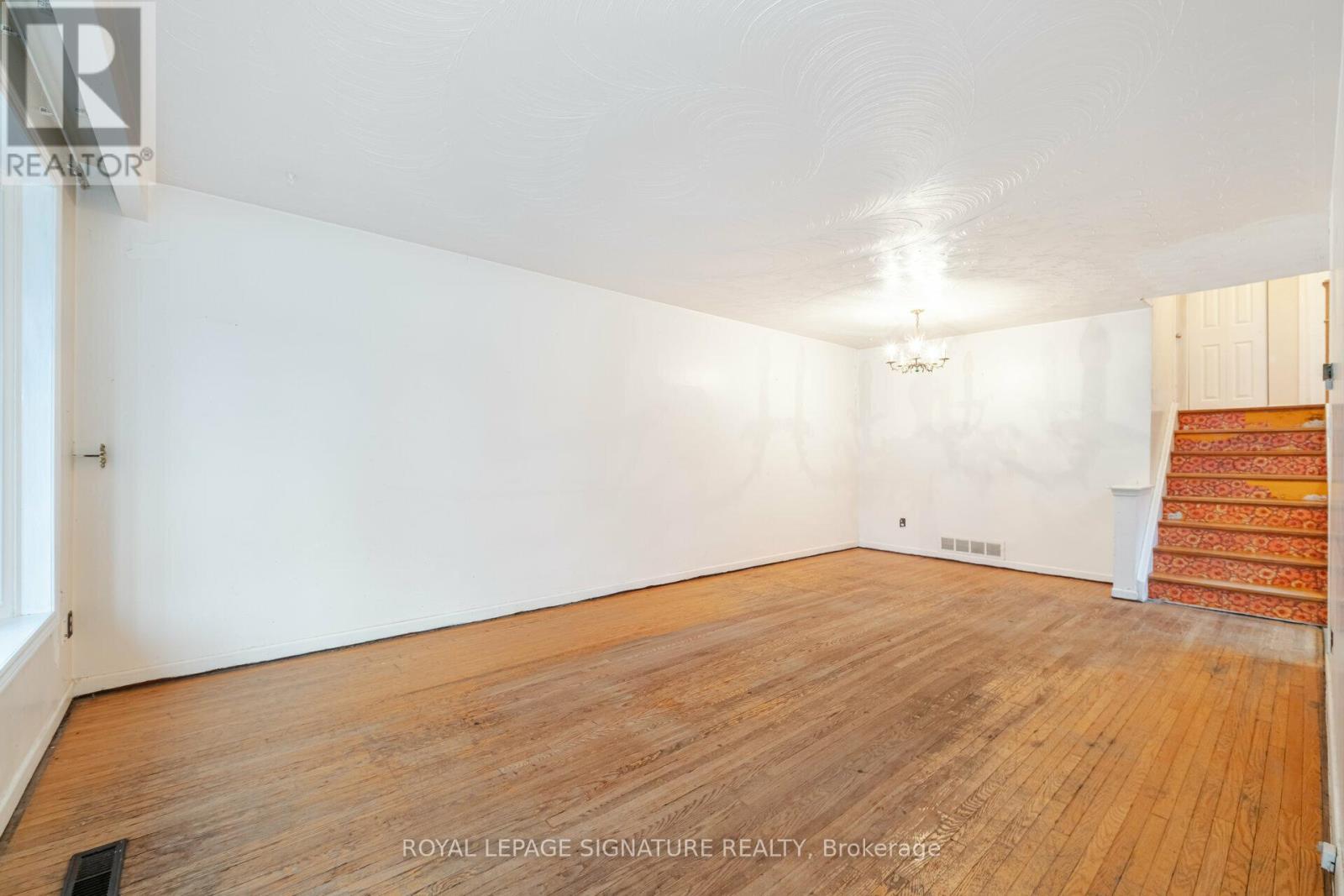 23 Gardentree Street, Toronto, Ontario  M1E 2E8 - Photo 8 - E12128287