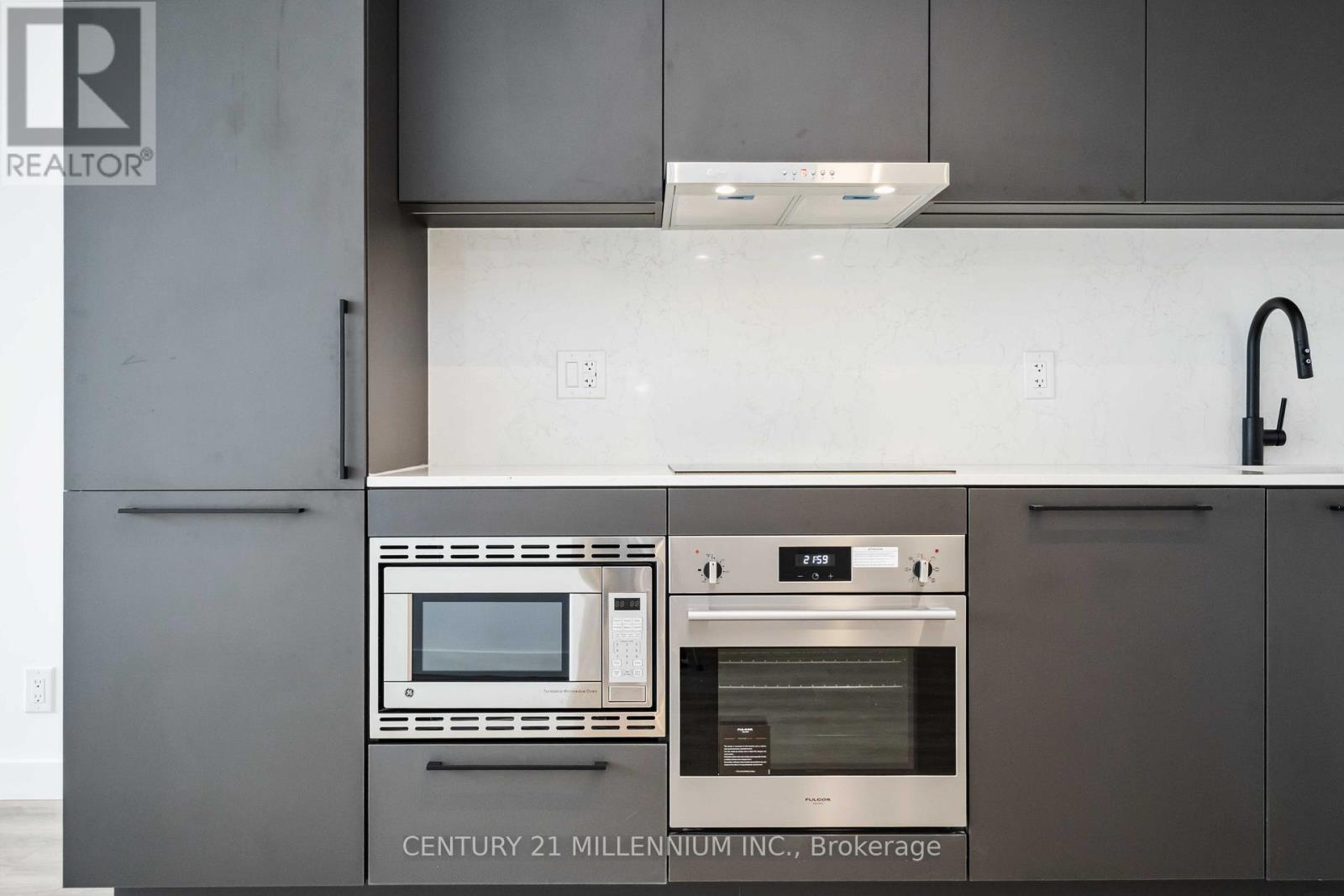 308 - 1050 Eastern Avenue, Toronto, Ontario  M4L 0B7 - Photo 4 - E12128349