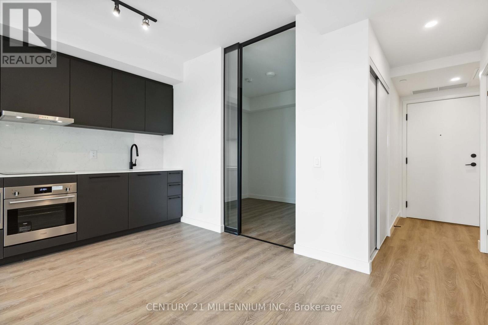 308 - 1050 Eastern Avenue, Toronto, Ontario  M4L 0B7 - Photo 8 - E12128349