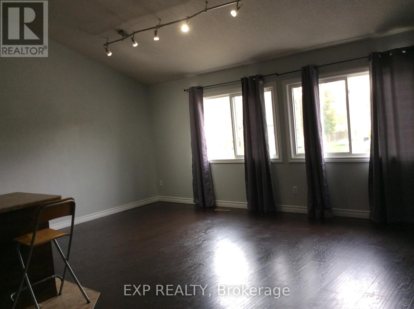 Property at 118 OVERLEA DRIVE image 3
