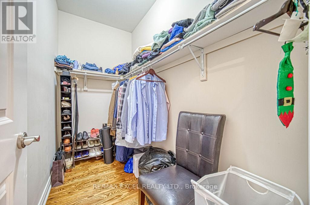 166 Townsgate Drive, Vaughan, Ontario  L4J 8J5 - Photo 28 - N12128211