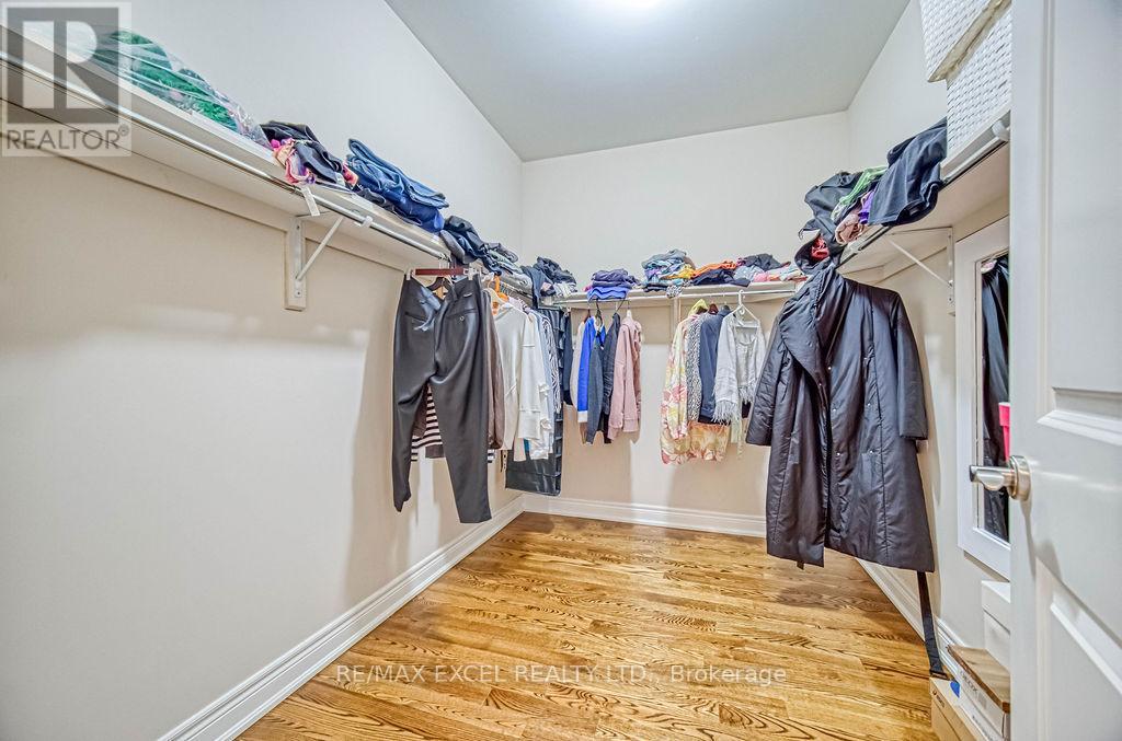166 Townsgate Drive, Vaughan, Ontario  L4J 8J5 - Photo 29 - N12128211