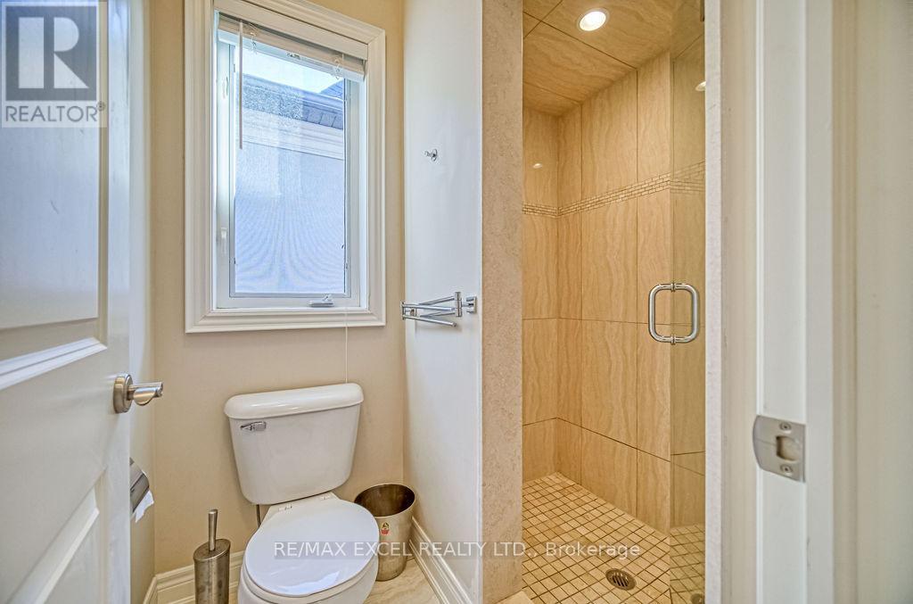166 Townsgate Drive, Vaughan, Ontario  L4J 8J5 - Photo 33 - N12128211