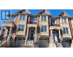 363 DOAK LANE, Newmarket, Ontario