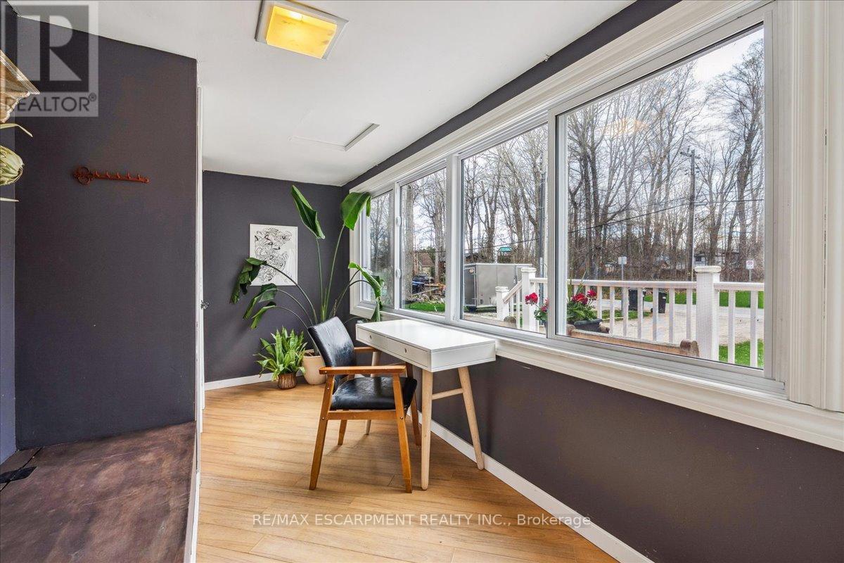 Property at 3938 ALGONQUIN AVENUE image 4